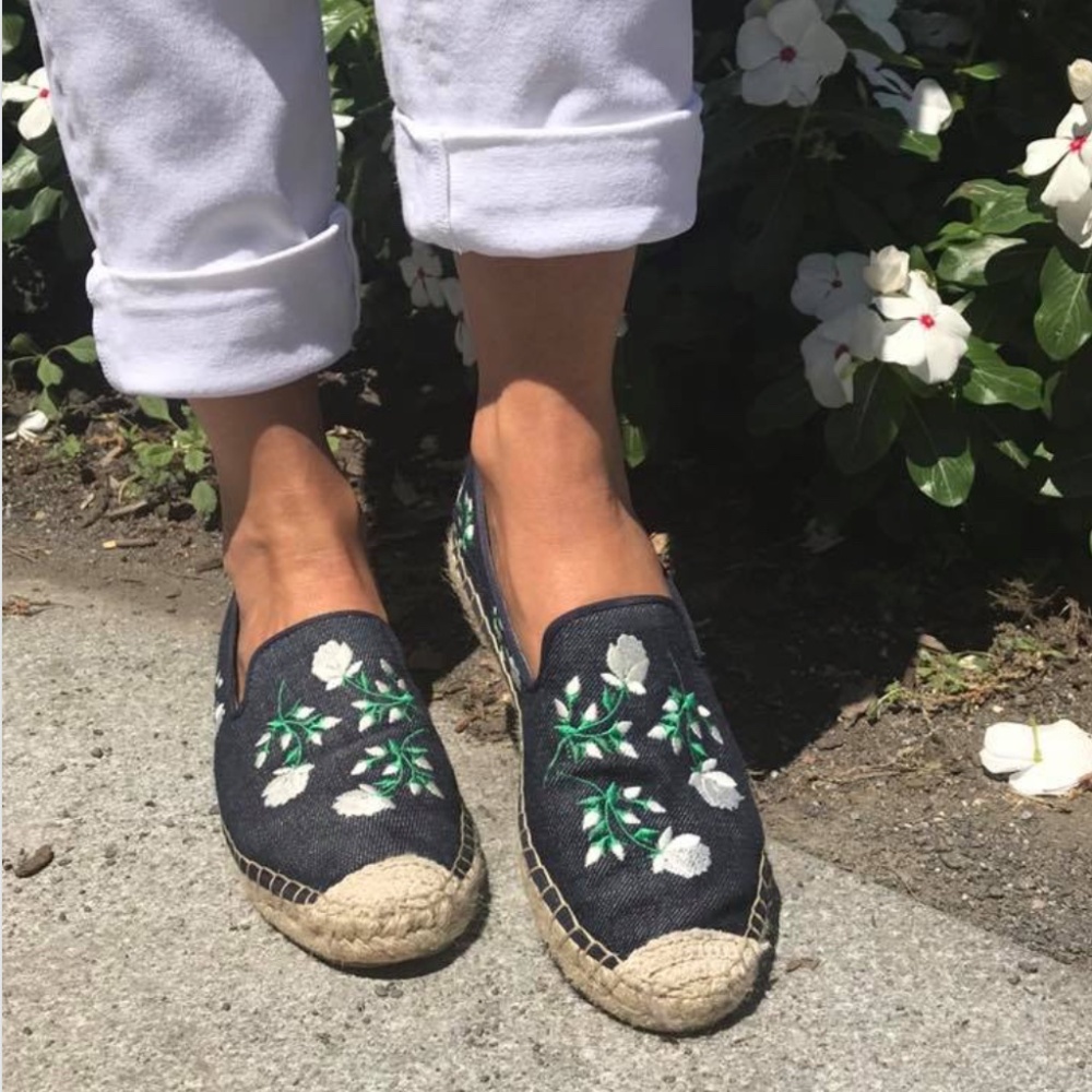Blue Bird Espadrille Roses